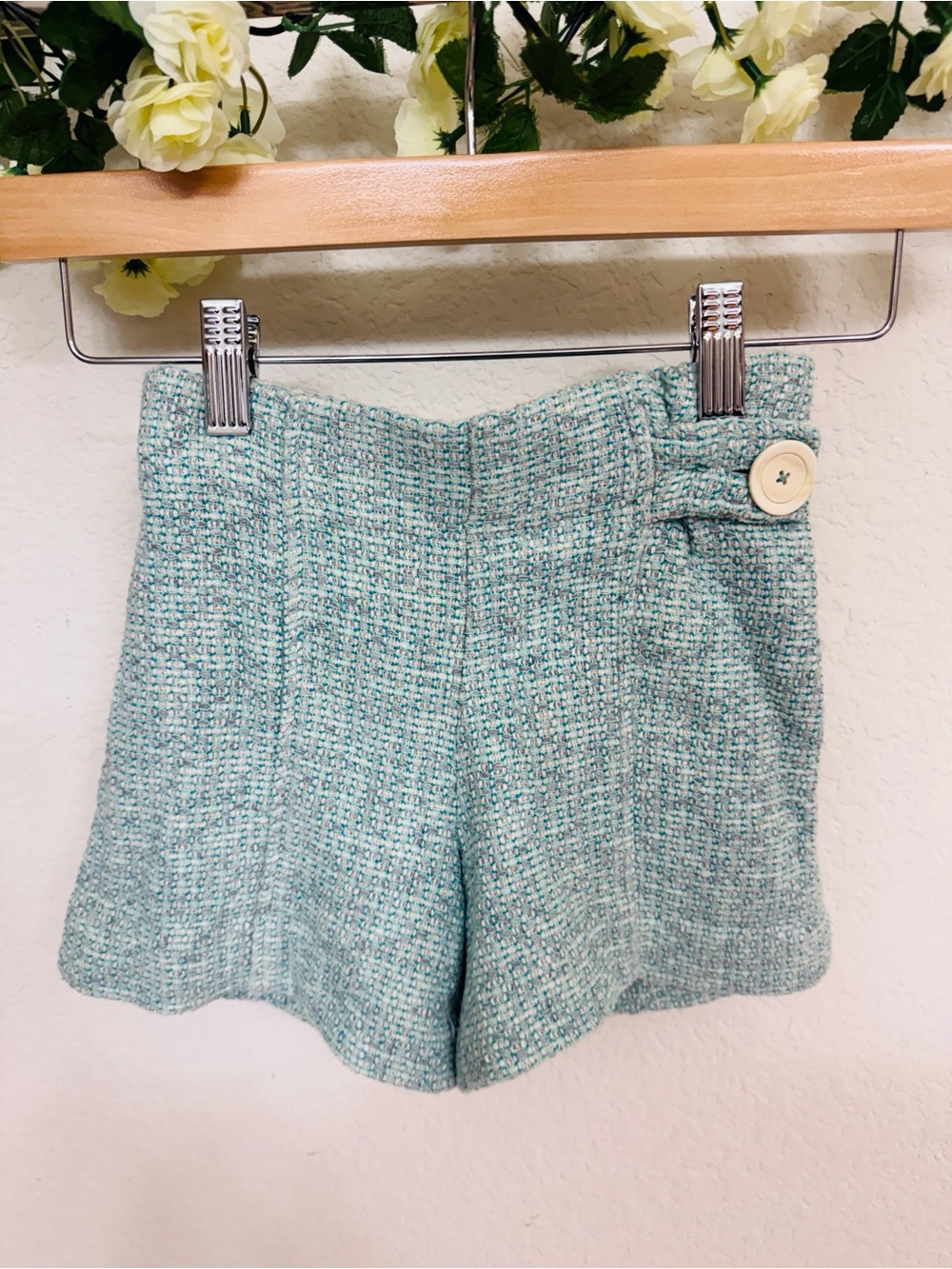 Zara • Girls Mint Blue Tweed High Waisted Dress Shorts Button Detail